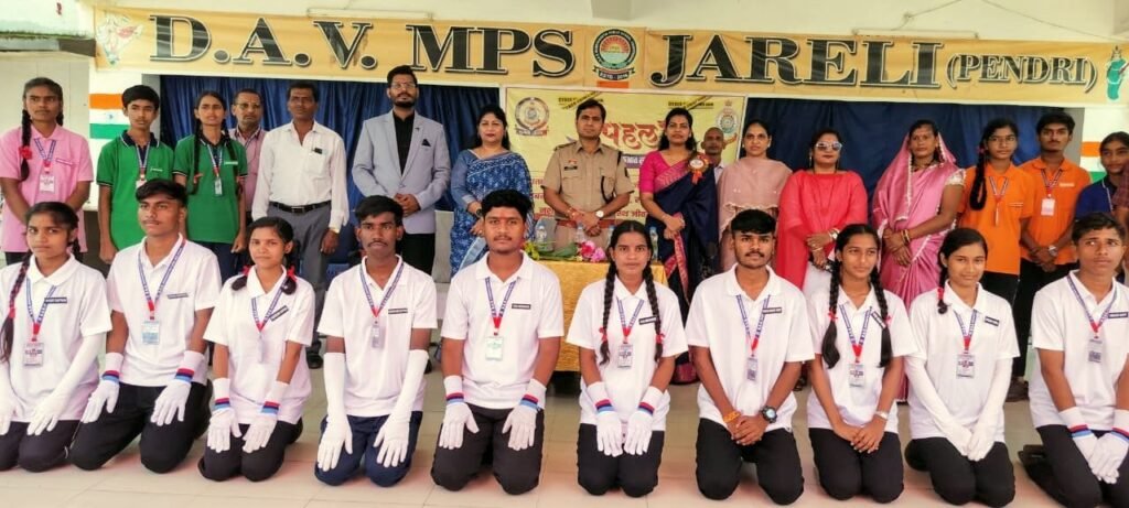 पुलिस अधीक्षक भोजराम पटेल ने डीएवी स्कुल मे बच्चों को उज्ज्वल भविष्य का दिया संदेश